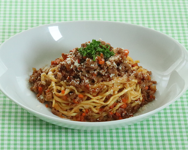 味噌の風味がコクうま！ボロネーゼパスタ